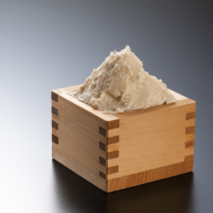 Sake Lees (Rice fermented extract)